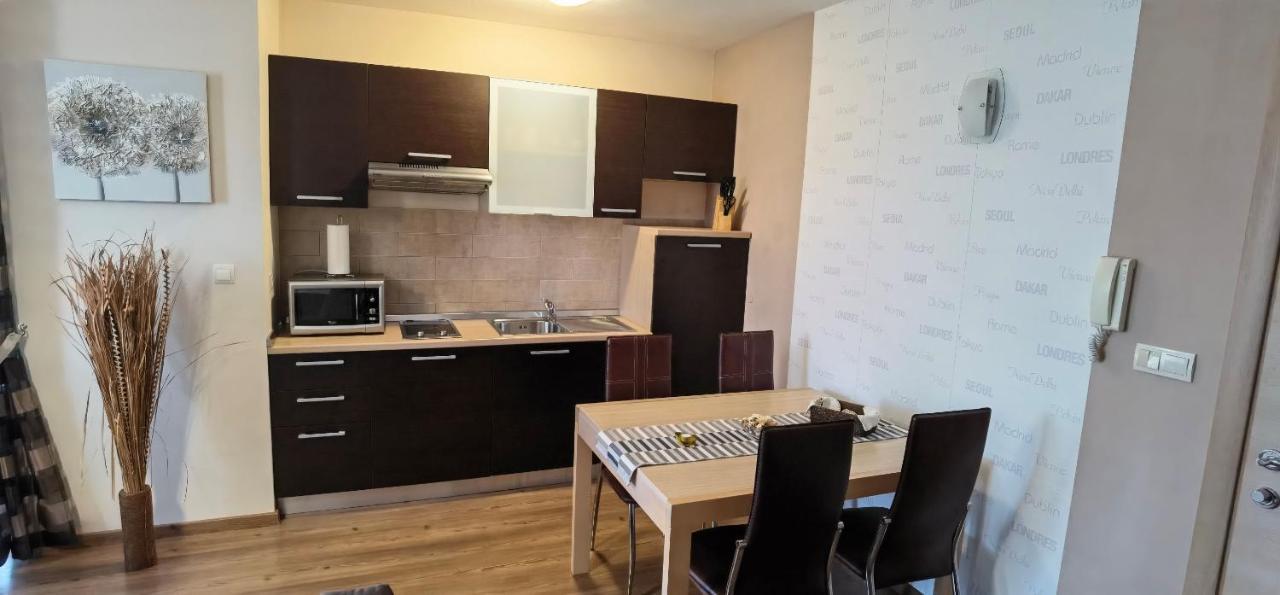 Apartments Fantazija Rovinj Eksteriør bilde